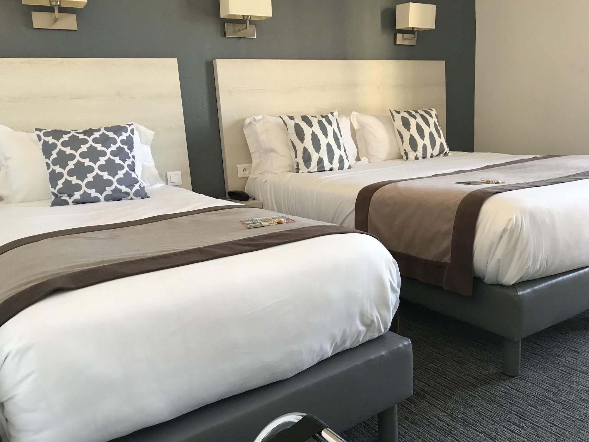 Le Regina Hotel Et Restaurant Canet-Plage Bagian luar foto