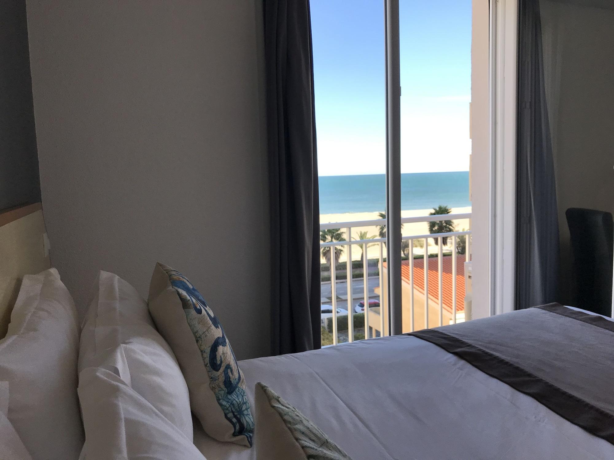 Le Regina Hotel Et Restaurant Canet-Plage Bagian luar foto