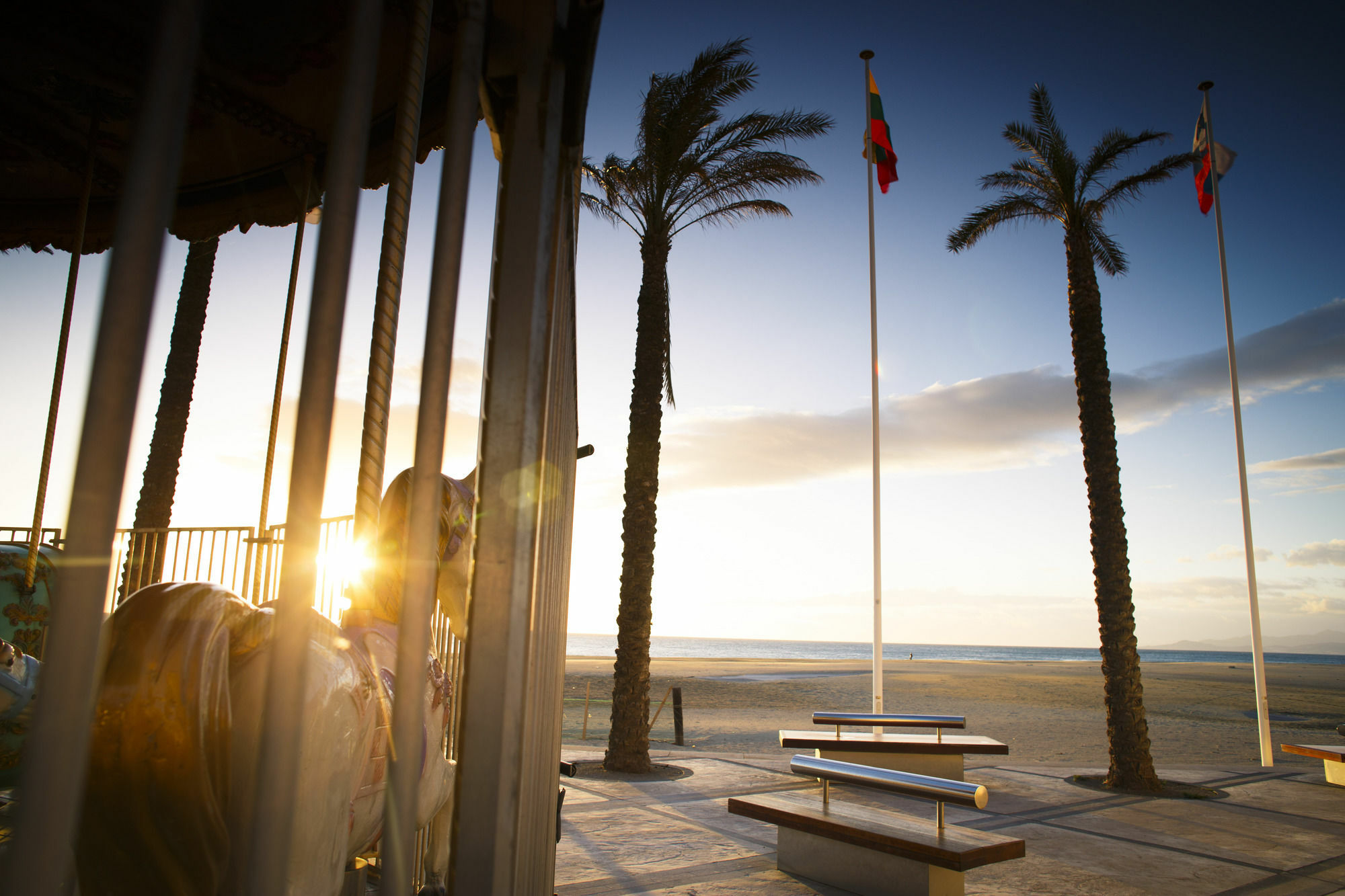 Le Regina Hotel Et Restaurant Canet-Plage Bagian luar foto